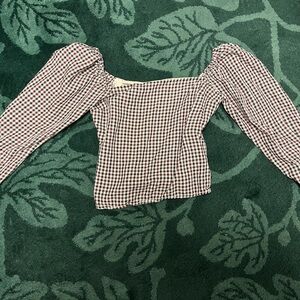 Abercrombie and Fitch off shoulder top